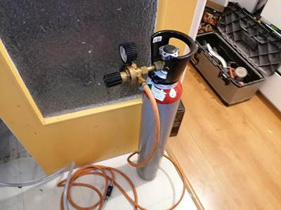 Injection de gaz traceur dans le réseau de chauffage
