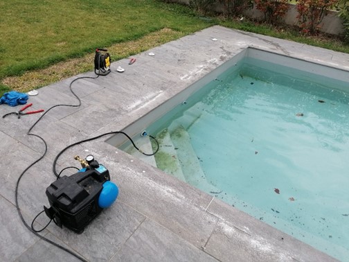 Comment détecter une fuite dans une piscine ?